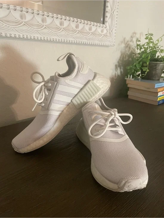 adidas Women’s Sneakers in White
