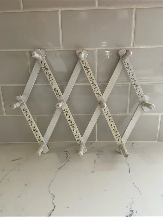 Vintage Wood Accordion Peg Rack White Gold Ivy Wall Hanger