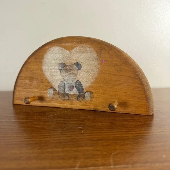 Vintage Teddy Bear Wood Wall Peg Rack Heart Country Cottage Nursery Decor