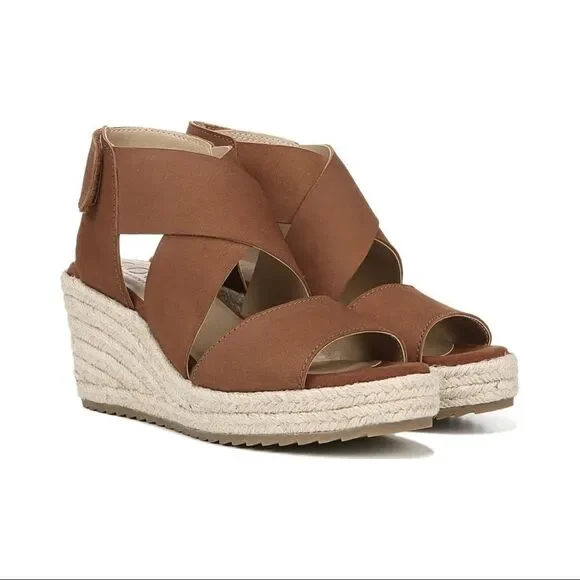 ✨HP✨Naturalized SOUL “Oshay” wedge sandals✨
