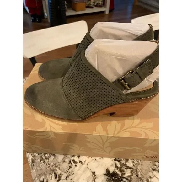 NIB Sofft Sallis Wedge Clog