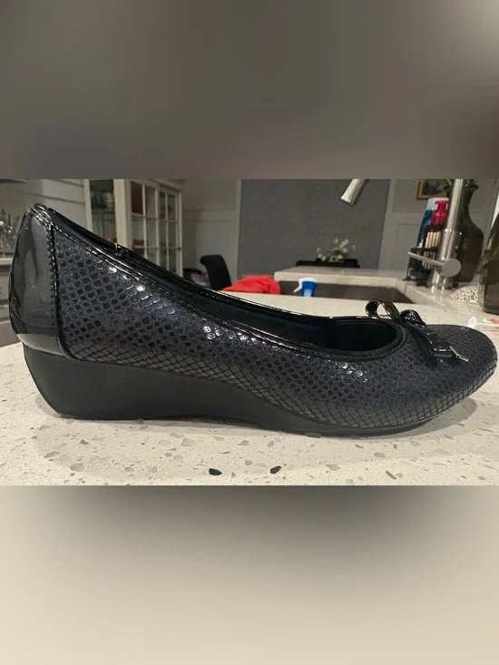 Karen Scott Casual Round Toe Wedge Pumps Black Size 7M