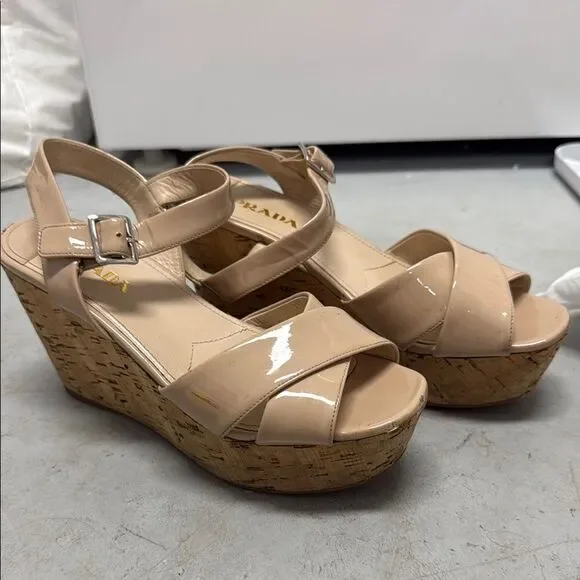 Elegant Beige Wedge Sandals PRADA Authetic Wedge Platform Patent Tan Sandals