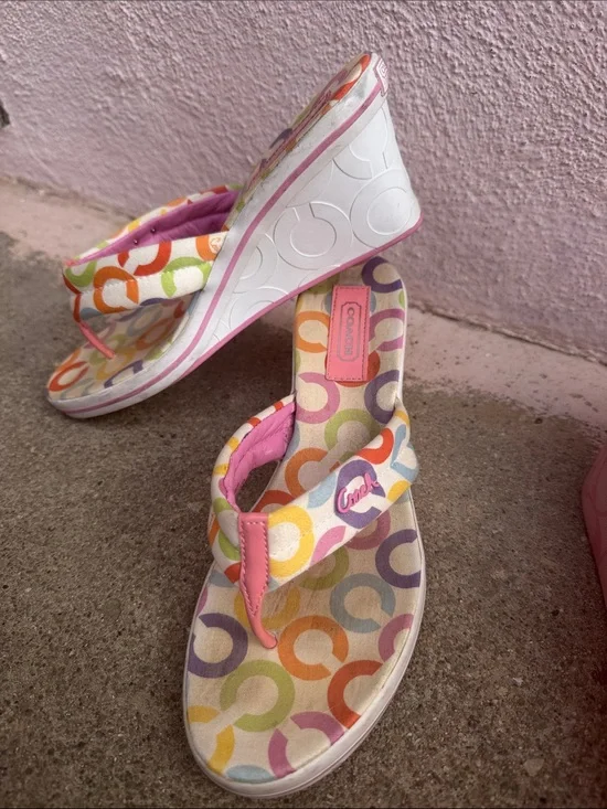 Y2K Coach Dalores A0135 Wedge Flip Flops Multicolor Signature C Pink Size 9B