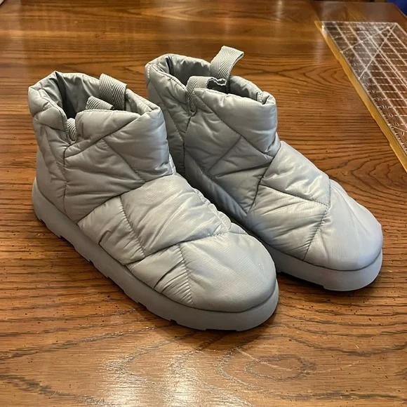 Piumestudio moon‎ boots, size 41
