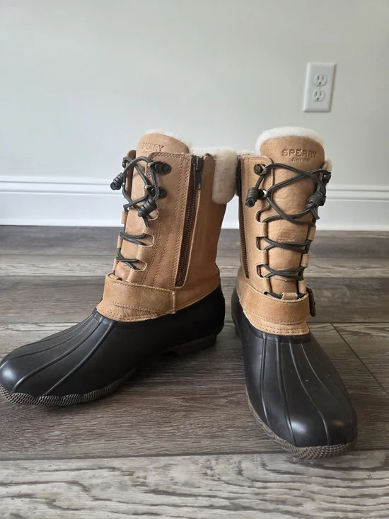 Sperry Saltwater Misty Women’s Tan  and Black Duck Boots - Insulated Winter Boot
