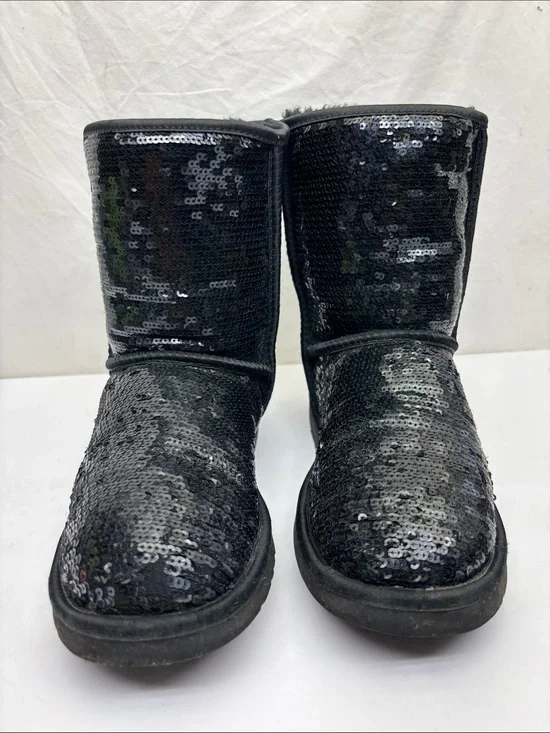 Ugg Black Sequin Mid-Calf Women’s Boots, SZ 6, box 1 G