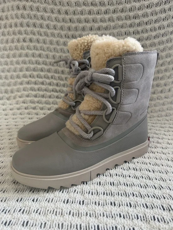 Sorel Joan Of Arctic Next Lite Outdoor Winter Boots Gray Ivory Shearling 8 EUC