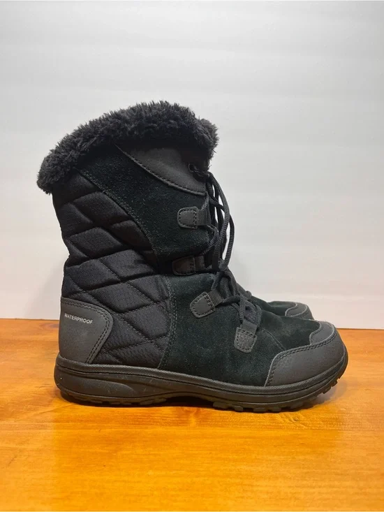 Columbia Women's Black Waterproof Insulated Lace-Up Snow Boots