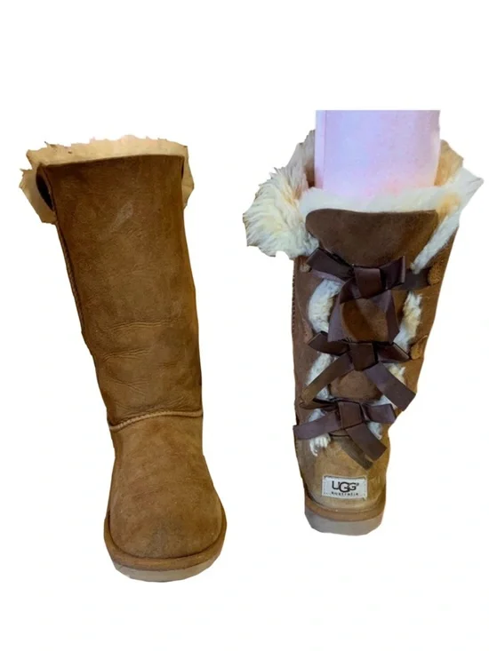 UGG TAN & BROWN SUEDE & SHEARLING TALL 