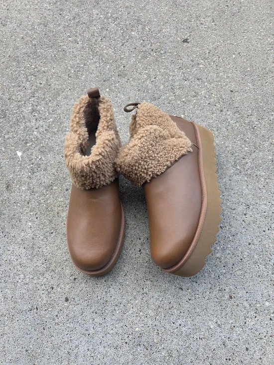 UGG Sherpa-Lined Ankle Boots Women Size 10