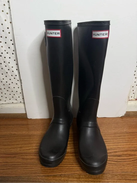 Hunter Black Tall Waterproof Rain Boots