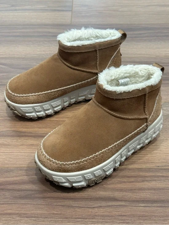 Ugg Venture Daze Ultra Mini Boot Platform in Chestnut Size Women’s 10
