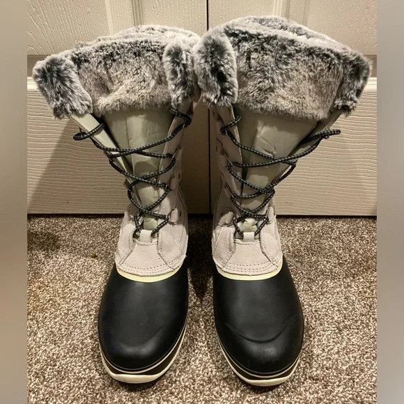 Khombu Boots Womens 7M Emily Knee High Lace Up Winter Snow Boot Gray Leather