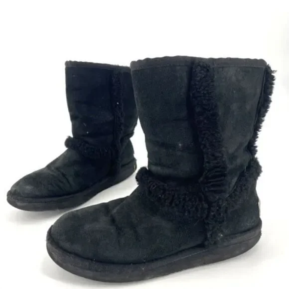 UGG Women's Water Resistant Suede Pull-On Fur‎ Carter Winter Boots Black Size 5