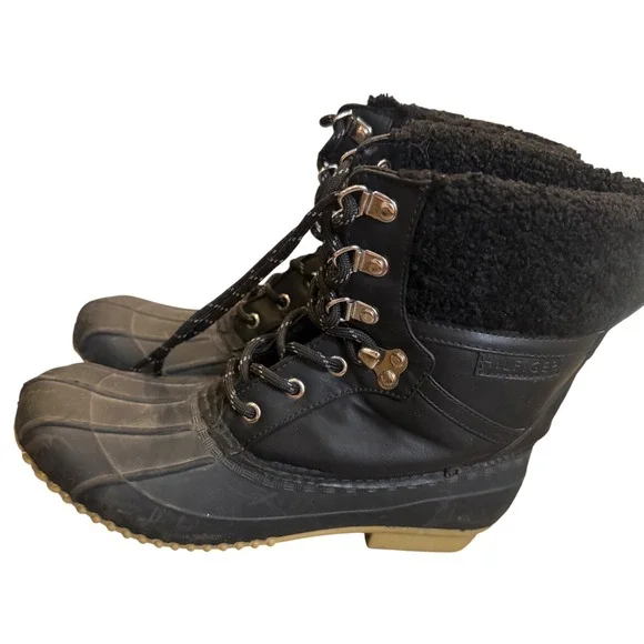 Tommy Hilfiger Rian Black Winter Duck Boots Women's Size 9M Faux Fur Trim