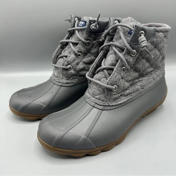 SPERRY Saltwater Rain Snow Boots Quilt Wool Blend Upper Size 8M Gray