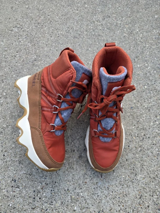 Sorel Insulated Waterproof Boots Size 8