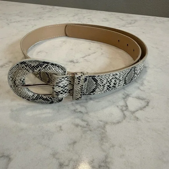 Vintage Faux Snakeskin Belt Black Ivory Gray 40
