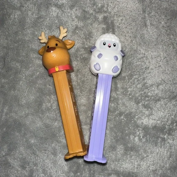 Pez Dispenser Set Of Two Reindeer‎ And Easter Lamb