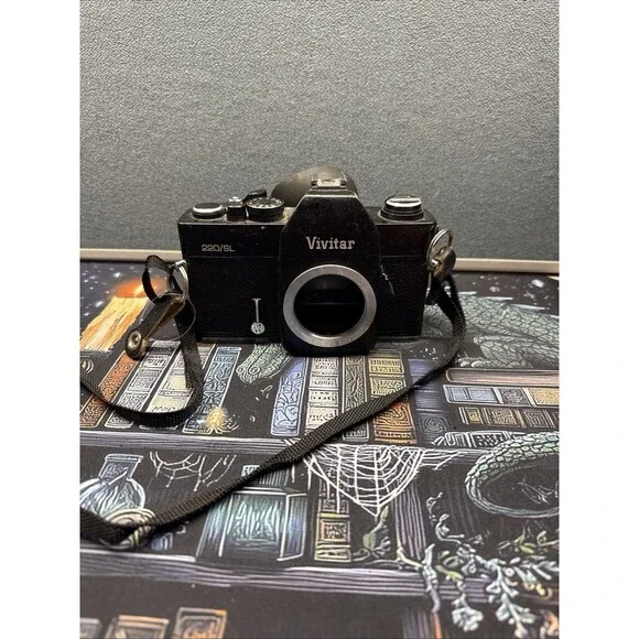 Vivitar 220/SL 35mm SLR Film Camera All Functions Work Needs Reflector Reglued