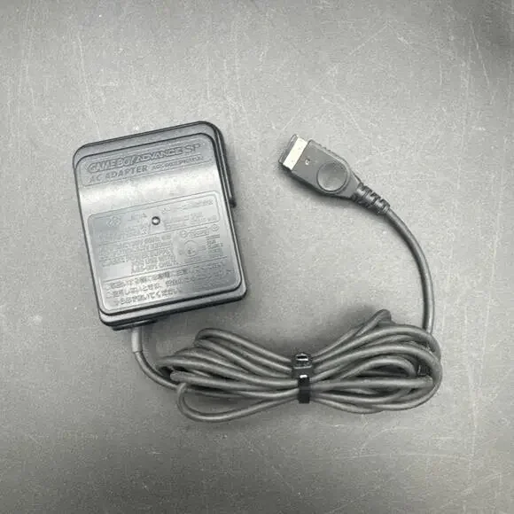 Nintendo Gameboy Advance SP AGS-002 OEM AC Power Adapter Wall Charger Original