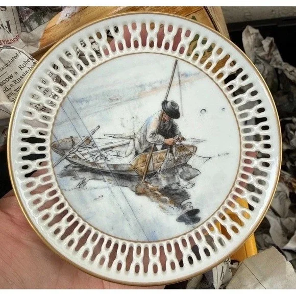 Bing & Grøndahl Fiskeri & Fishing the Art of Carl Larsson Small Decorative Plate