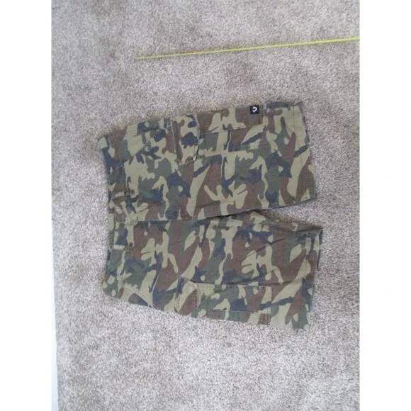 True Religion Camo Cargo Shorts 33 11