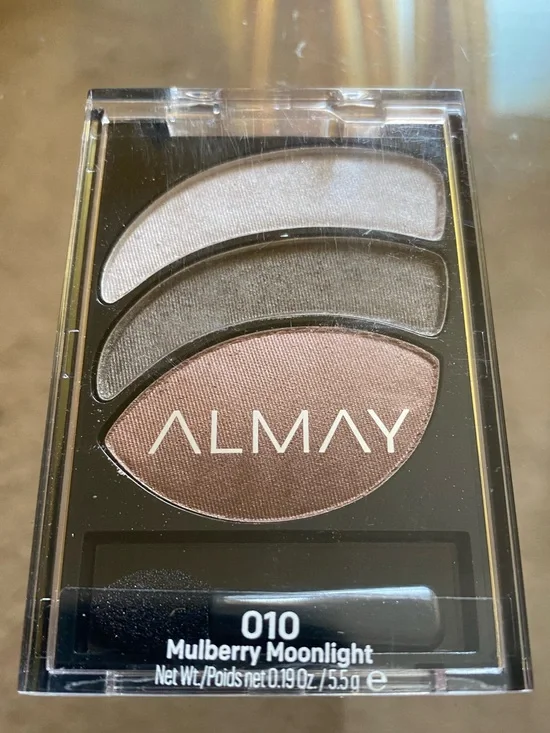 Almay Smokey Eye Trios - Mulberry Moonlight 010