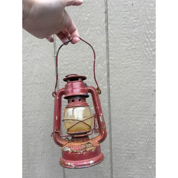 Vintage Wallow Brant Red‎ Kerosene Oil Lantern Lamp 10