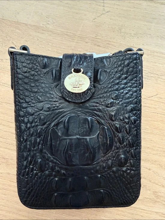 Brahmin Black Croc-Embossed Leather Messenger Phone Bag with Gold Accent
