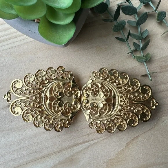 VTG Dotty Smith Belt Buckle 5 Inch Ornate Gold Plated Open Interlocking 2 Piece‎