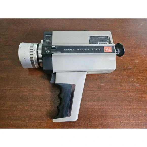 Sears Reflex Zoom XL Super 8 Movie Camera Gray Model 584.91901 Vintage