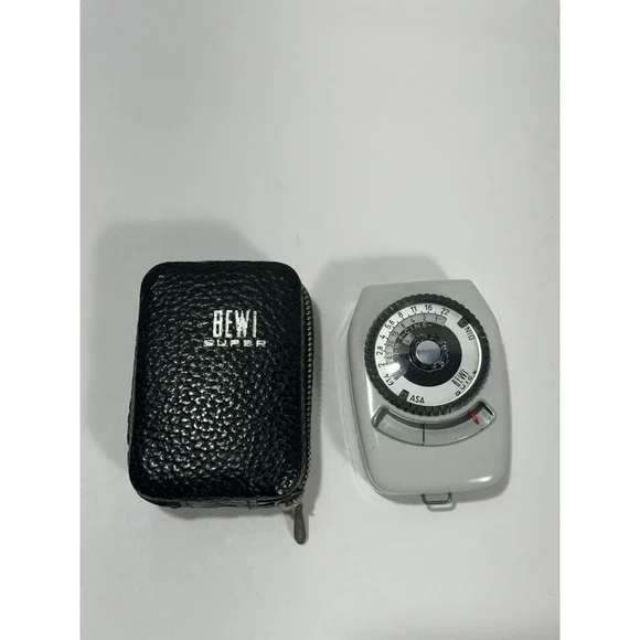 BERTRAM BEWI QUICK Exposure Light Meter W/‎ Case White Vintage Germany