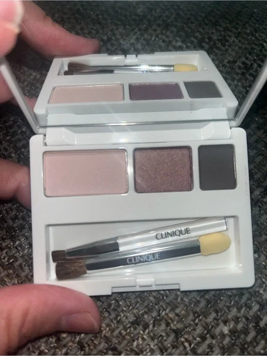 New Clinique Eyeshadow Trio