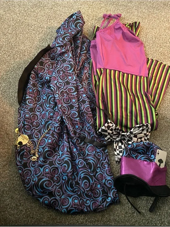 Kids Mad Hatter Costume. Child’s M.