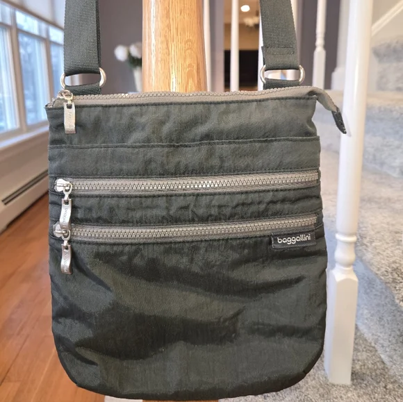 Baggallini Comrade Crossbody 3 Zip Travel Shoulder Bag Charcoal Gray
