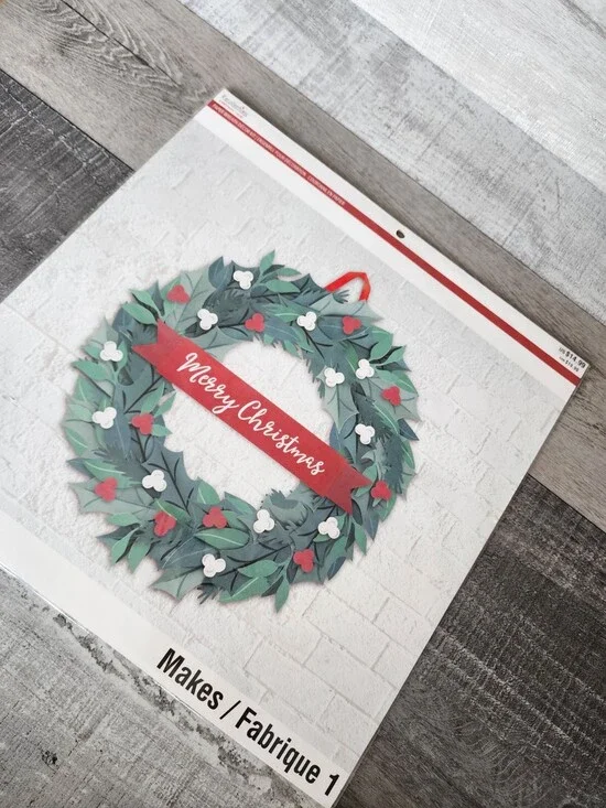 Recollections Christmas Wreath Paper Quilling Kit Sealed. 13.5