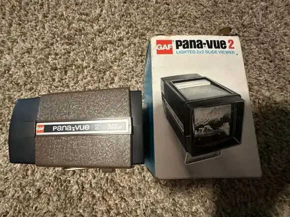 Vintage GAF Pana-Vue 2 Lighted 2x2‎ Slide Viewer with Original Box