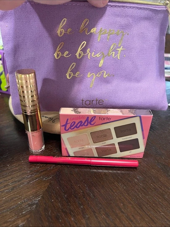 tarte Tease Eyeshadow Palette & Pink Lip Set - Purple Pouch
