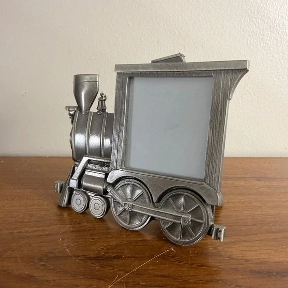 Vintage 1988 Great American Products Pewter Train Locomotive Photo Frame 2x3