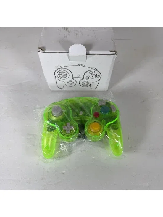 Wired GameCube Style Controller Transparent Moss Green - Storage Location: F1