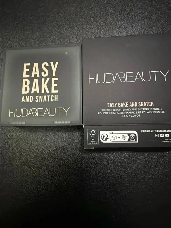 Huda Beauty Easy Bake and Snatch Pressed Brightening Powder - shade banana bread