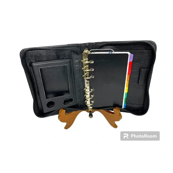 Franklin Covey Black Full Grain Nappa Leather USA Device Holder Zip Binder Tabs