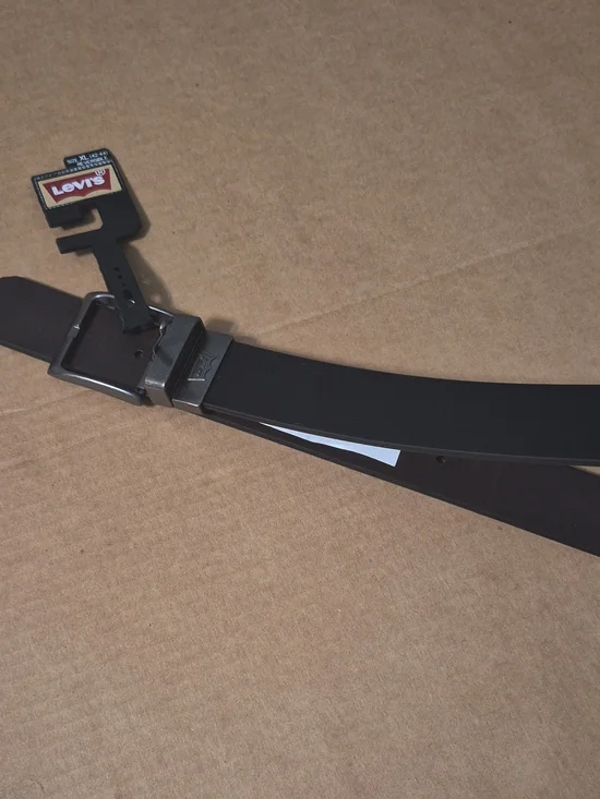 Levi's Men's Black/Brown Reversible Leather Belt with Metal Buckle