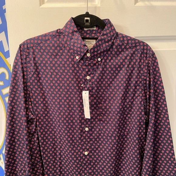 J Crew/J.Crew patterned button up shirt size S/Small classic NEW WITH TAGS