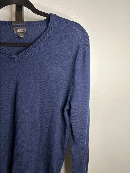 J.Crew Slim Fit Merino Wool V-Neck Sweater in Navy Blue, Size S