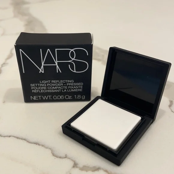 🌸5/$25🌸 NARS light reflecting setting powder in translucent crystal