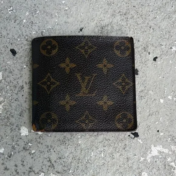 Vintage Louis Vuitton men’s monogram wallet