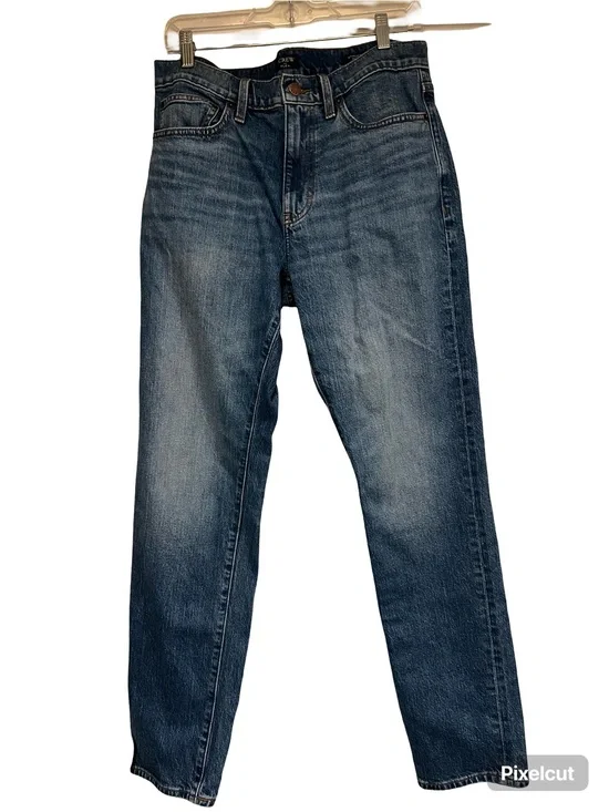 Men’s J Crew athletic slim denim blue jeans 31”w x 32” L
